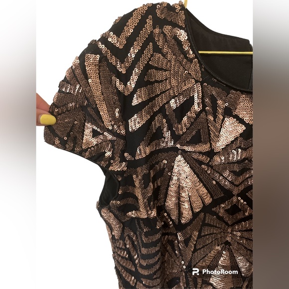 Dress The Population Sequin Dress GUC - Picture 3 of 9